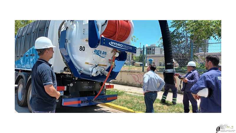 Trabajos permanentes de mantenimiento del servicio cloacal en Esperanza
