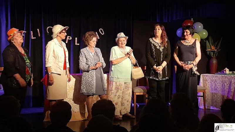 Felicitaciones, a las actrices del MITE por su gran noche en La Juana (ver fotos)