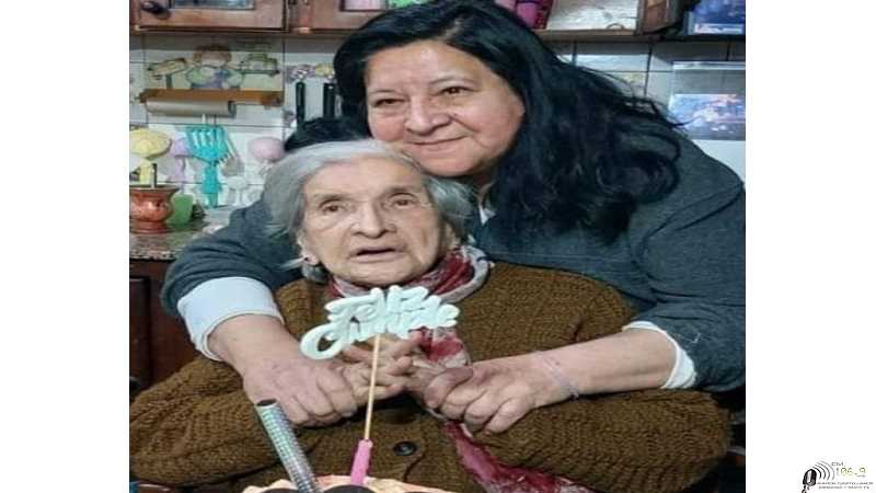 Gerarda Carrizo hoy. está cumpliendo sus 100 años de vida saludan unión vecinal nueva esperanza
