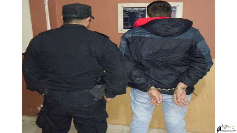 POLICIALES fueron aprehendidos debido que los mismos estarían sindicados de causar disturbios en un cumpleaños.