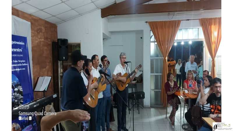 Aqui mas fotos del encuentro cultural Paraguay y Esperanza (VER 44 FOTOS)