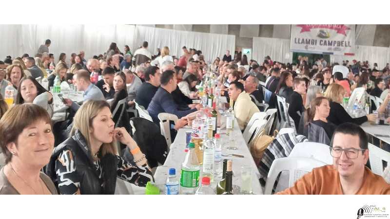 Feliz cumple Llambi Campbell 130 años y fiesta del cerdo a la estaca ( VER 7 FOTOS)