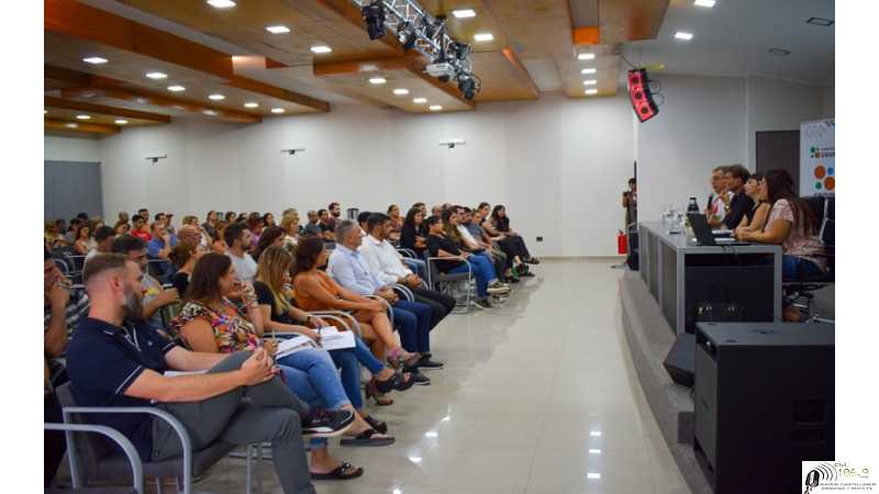 Convenio colectivo de trabajo acuerdo histórico entre SEOM y Municipio