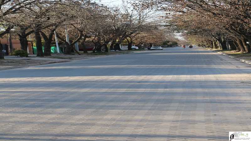 Avanza el pavimento articulado en calle Belgrano de Esperanza ( VER 6 FOTOGRAFIAS)
