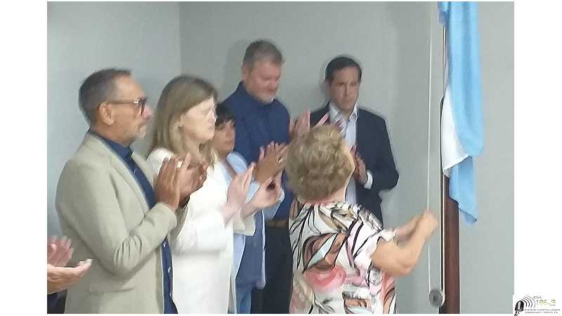 Ana meiners dio su discurso en el Concejo Municipal de Esperanza ( ver 12 fotos)