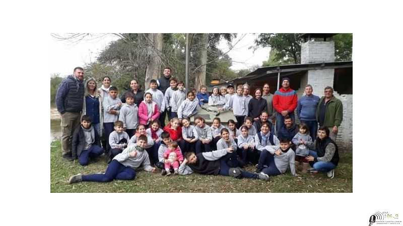 Club de Caza y Pesca El Zar recibieron alumnos y directivos para reforestación de la zona con árboles autóctonos