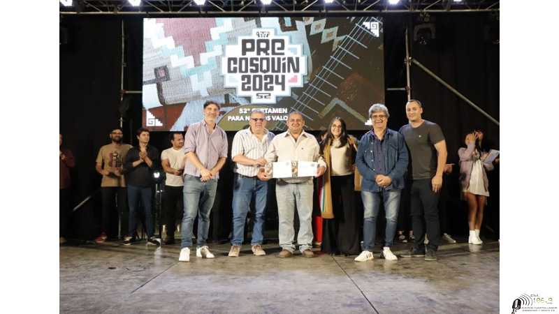 Luis Rolón en Pre Cosquin 2024 sede Reconquista ganó categorías:tema inedito y solista vocal.