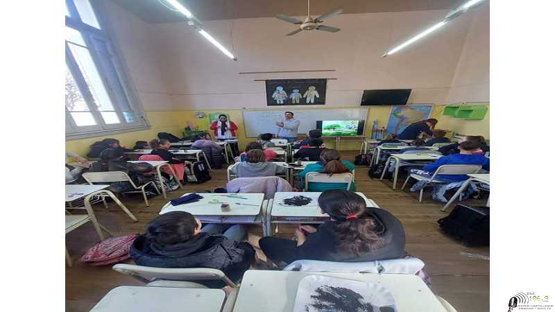  Programa Municipal “Nuestra Identidad” en las escuelas de Esperanza: “Sembrando Árboles Nativos” 