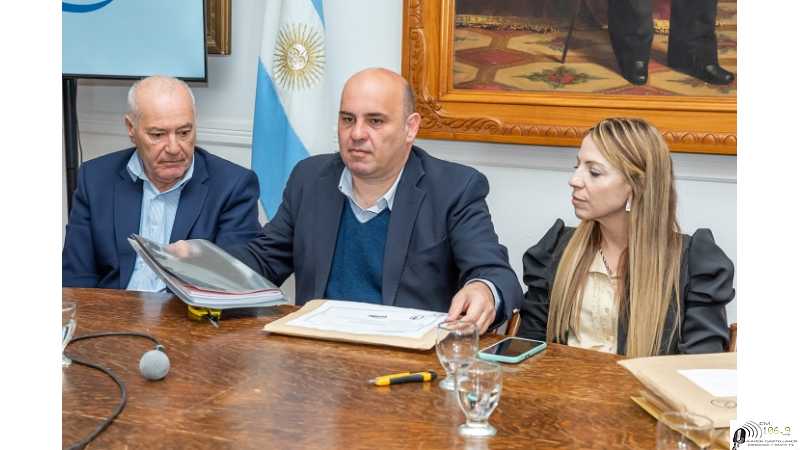 LICITACIÓN PÚBLICA Rehabilitación integral e incremento de capacidad de tratamiento de la Planta Depuradora de Líquidos Cloacales 8 FOTOS
