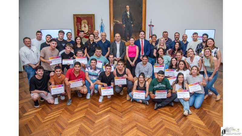 Más de 90 esperancinos recibieron su certificación del programa Impulsa ( VER 10 FOTOS MAS )