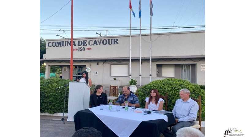 Acto de Asunción de las nuevas autoridades comunales en Cavour (ver mas fotos)