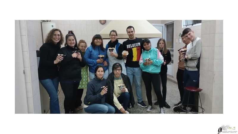 Centro de Acción Familiar N 6 recibieron la visita de Ignacio Trod actualmente está estudiando en Bélgica