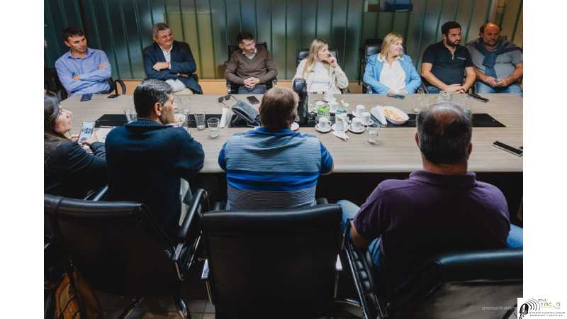 Festram se reunieron paritarias municipales ver nota informe y fotos